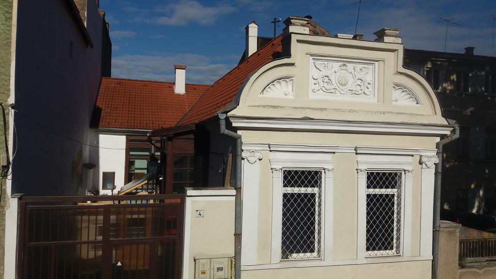 Mountain Tale Hostel Brasov Exterior photo